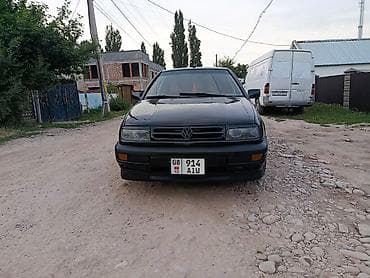 Volkswagen Vento: 1995 г., 1.8 л, Механика, Бензин, Седан — 1