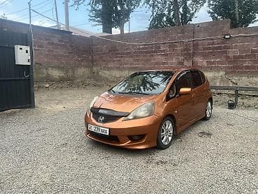 toyta vitz: Honda Fit: 2009 г., 1.5 л, Автомат, Бензин, Хэтчбэк — 3