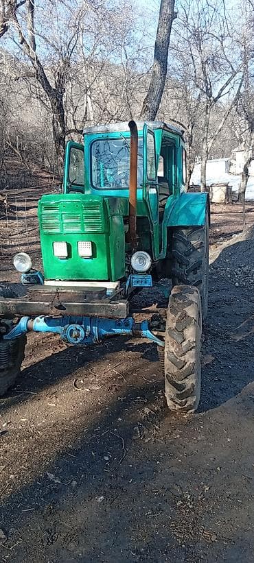 kia clarus: Трактор колесный, класс тяги 1,4–2,0 (визуально из серии советских — 7