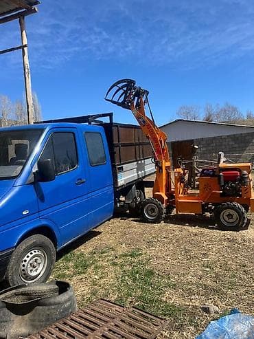 погрузчик бобкат: Мини-погрузчик 4x4 с гидравлическим фронтальным манипулятором и — 3
