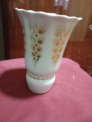 отдам даром бекер бесплатно: Ваза для цветов, состояние отличное, высота 18 см, отдам даром за — 2