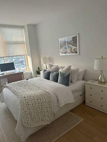 Студия, Душевая кабина