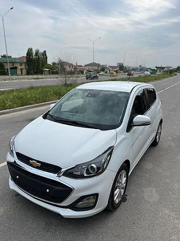 Chevrolet Spark: 2019 г., 1 л, Вариатор, Бензин, Хэтчбэк
