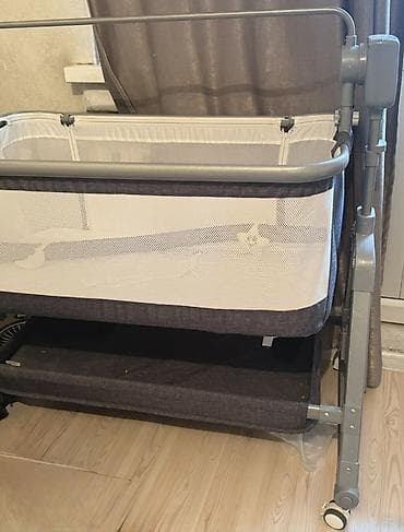 мобиль для кровати: Детская приставная кроватка, С колесиками — 1