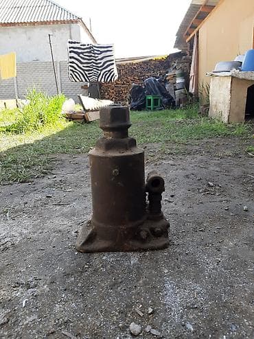 горный машина: Гидравлический бутылочный домкрат - Тип: стационарный бутылочный — 1