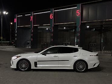 Унаа сатуу: Kia Stinger: 2021 г., 3.3 л, Автомат, Бензин, Лифтбек — 1