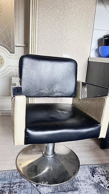 Вентилятор 2000 Сухажар 2500 (2000болот) Кресло 5000сом Мойка — 5