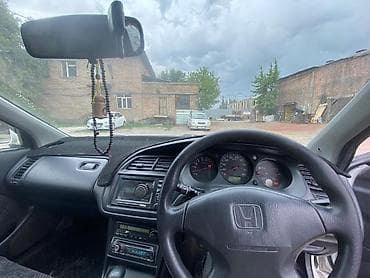 автомобиль на обмен: Honda Accord: 2000 г., 2.3 л, Бензин, Универсал — 9