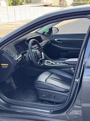 Продажа авто: Hyundai Sonata: 2019 г., 2 л, Автомат, Газ, Седан — 6