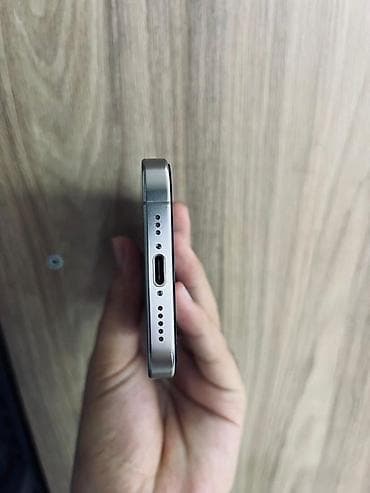 mini gps tracker: IPhone 15 Pro, Б/у, 256 ГБ, Natural Titanium, Коробка, В рассрочку, 85 % — 4