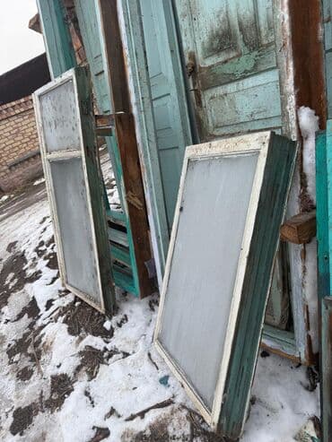 mac studio: Деревянные межкомнатные двери и оконные рамы, классические филенчатые — 3