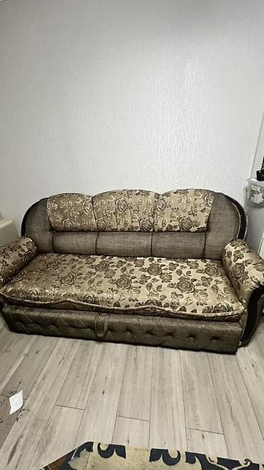 кресло самурай: Прямой диван, Б/у — 2