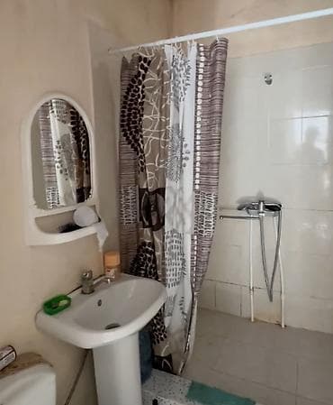 под проценты: 28 м², 1 комната, Аламединский рынок / базар, Студентам — 3