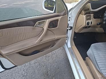 mercedes ешка: Mercedes-Benz E-Class: 1999 г., 2.4 л, Автомат, Бензин, Седан — 4
