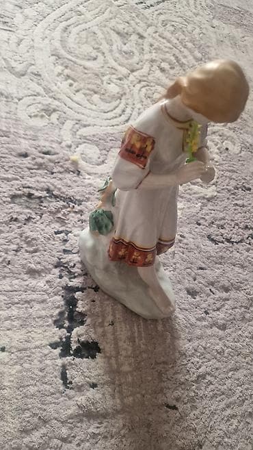 Музыкальные инструменты: Коллекция фарфоровых статуэток с народными мотивами. - Парная — 2