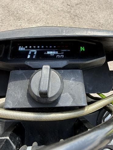 авансиер авансир: Эндуро‑мотоцикл AVANTIS (серия Enduro) - Двигатель: одноцилиндровый — 4