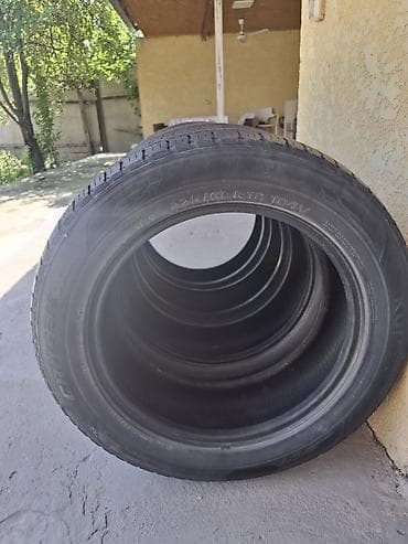 Комплект из 4 летних шин Kumho Crugen 225/60 R18 104V — 2