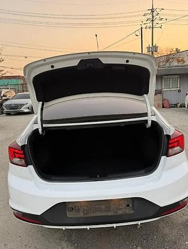 carplay android: Hyundai Avante: 2019 г., 0.6 л, Автомат, Бензин, Седан — 5