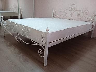 Кованая металлическая кровать с матрасом - Размер спального места