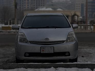 Toyota Prius: 2005 г., Гибрид, Хэтчбэк
