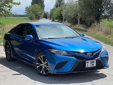 Toyota Camry: 2018 г., 2.5 л, Автомат, Бензин, Седан