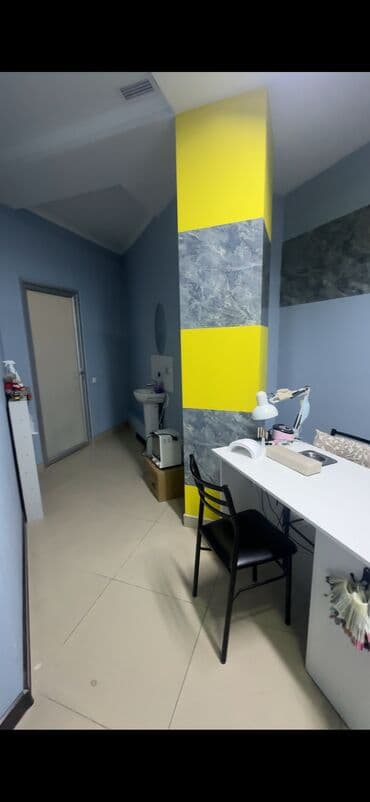 срочно сниму квартиру в районе кирком стром на долгий срок: Сдаю Кабинет в салоне, 15 м², Для мастера по маникюру, Для шугаринга, эпиляции — 5