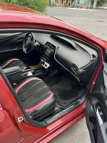 highlander 2012: Toyota Prius: 2016 г., 1.8 л, Гибрид, Лифтбек — 10