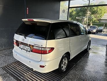 Toyota Estima: 2001 г., 2.4 л, Автомат, Бензин, Минивэн