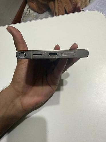 tab s6: Продается Samsung S24 Ultra в коробке и с зарядным устройством, в — 3