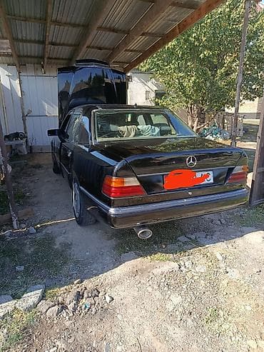 ауди а6 с4 1: Mercedes-Benz W124: 1990 г., 2.3 л, Кол менен иштөөчү, Седан — 3
