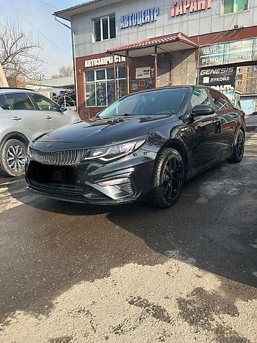 Kia к5 черный седан бизнес-класса. Аренда В сутки 2 500 сом