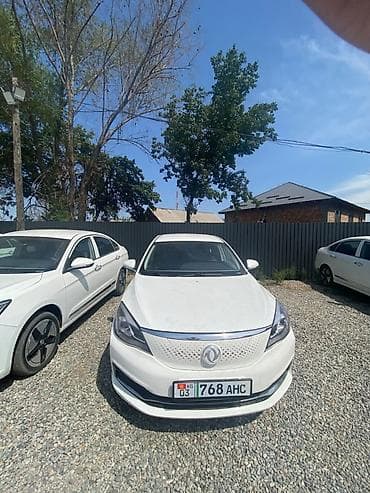 dongfeng: Dongfeng : 2021 г., Автомат, Электромобиль, Седан — 1