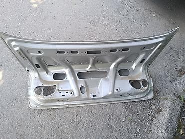 Автозапчасти: Крышка багажника Honda Accord cl 7-9 (седан), серебристый цвет. - — 2