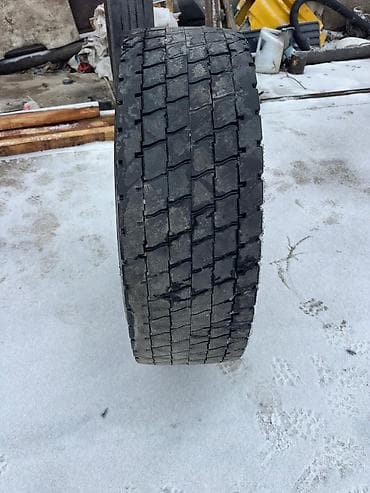 грузовая резина: Грузовые шины 315/70R22.5 ведущая ось, 4 колеса б/уцена 2000 за 1 — 2