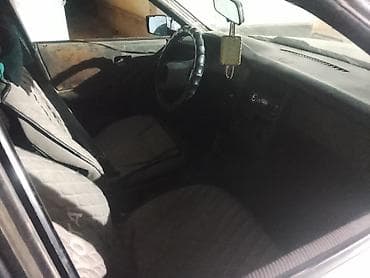 глазки на авто: Audi 80: 1992 г., Седан — 5