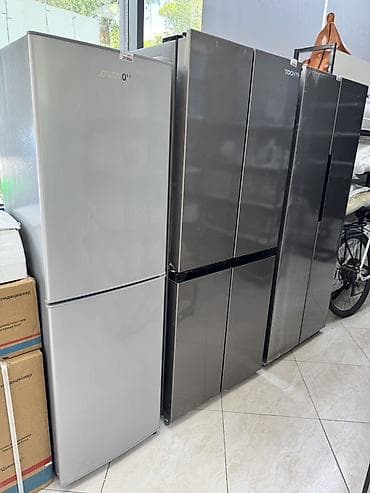 mini refrigerator: Холодильники серого/нержавеющего цвета с нижней и боковой компоновкой — 1