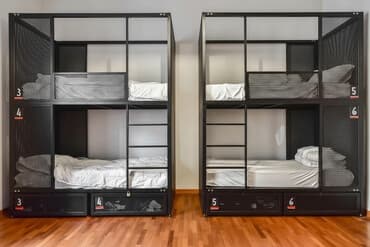 Принимаем заказы на хостел Делаем кровати двухъярусные на хостел at lalafo.kg Принимаем заказы на хостел Делаем кровати двухъярусные на хостел