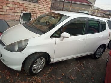 авто рассрочка бишкек без первоначального взноса: Honda Fit: 2002 г., 1.3 л, Вариатор, Бензиновая — 2