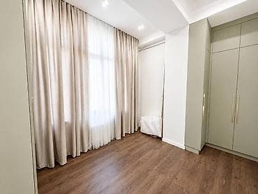 1010: 3 комнаты, 75 м², Асанбай мкр 10 этаж — 4