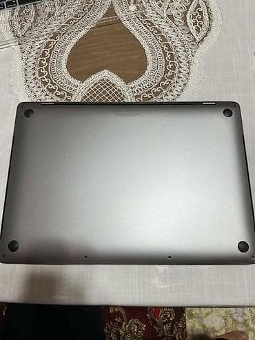 ipad 10th: MacBook Pro 16" (2019), Space Gray - Экран 16" Retina 3072×1920 — 5