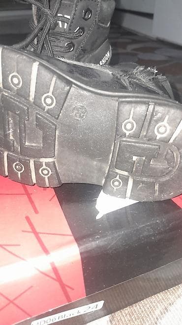 ботинки 22 размер: Отдам даром! Осенне-весенние детские ботинки. 22 размер. Стелька 14,5 — 2