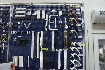 ручки на пластиковые окна: Ручка для окна, Новый, Платная доставка — 1