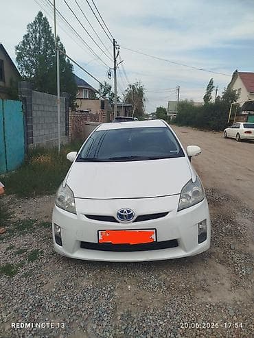 e2 byd: Toyota Prius: 2010 г., 1.8 л, Гибрид, Хэтчбэк — 5