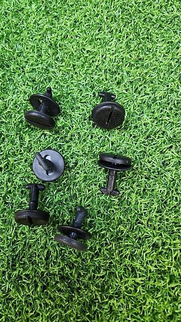 е38: Крепление ковриков Е39 е38 Год 2001 Цена 100с шт В отличном — 4