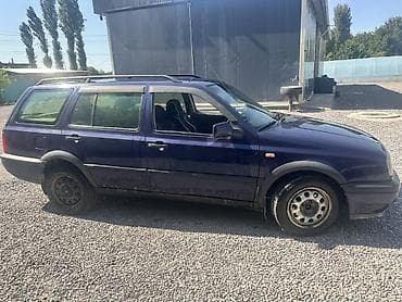 Унаа сатуу: Volkswagen Golf Variant: 1995 г., 2 л, Кол менен иштөөчү, Бензин, Универсал — 2