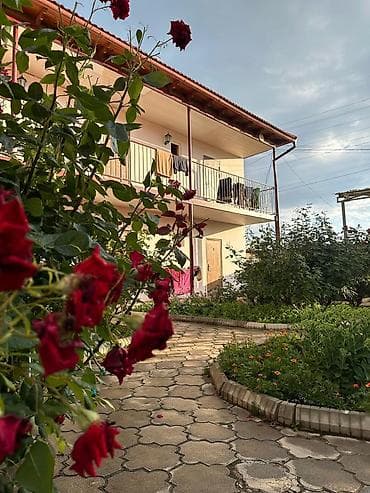 дом тамга: Сдаеться гостевой дом в г.Чолпон-Ата на летний сезон 2026 — 2