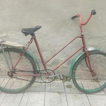 Городской велосипед классической конструкции Описание: - Прочная