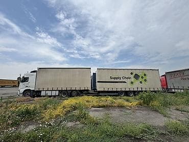 440: Тягач, Volvo, 2012 г., Шторный — 3