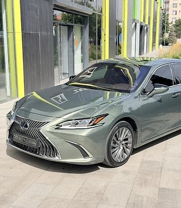e klass: Lexus ES: 2019 г., 2.5 л, Автомат, Гибрид, Седан — 1