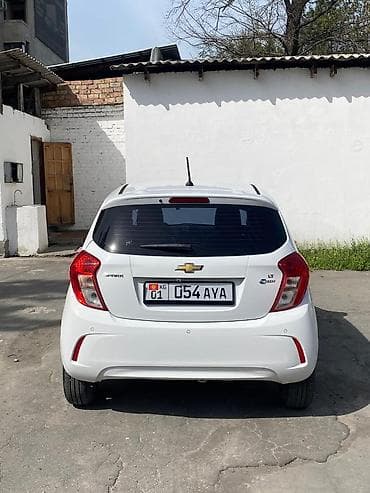 опель вектора с: Chevrolet Spark: 2018 г., Автомат, Хэтчбэк — 9